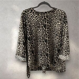 Something Special leopard print scoop neckline top wide 3/4 sleeve size XL